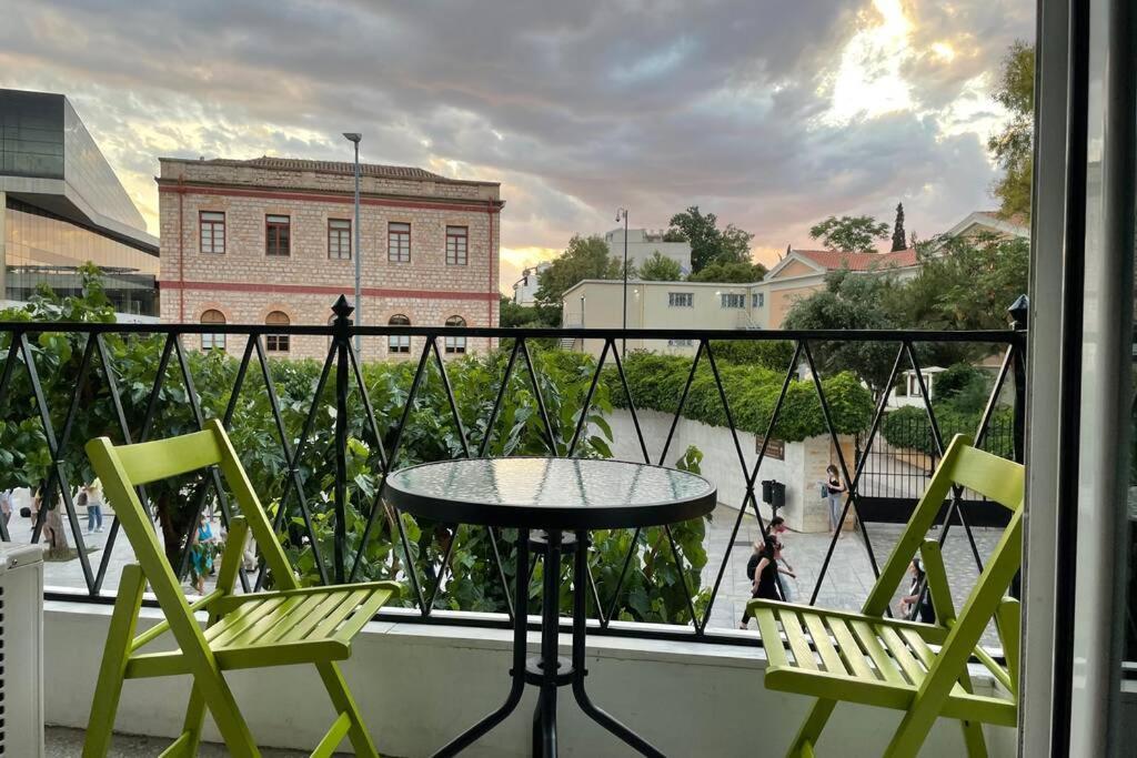 Acropolis View Huge Apartment - Centrally Located Athene Buitenkant foto